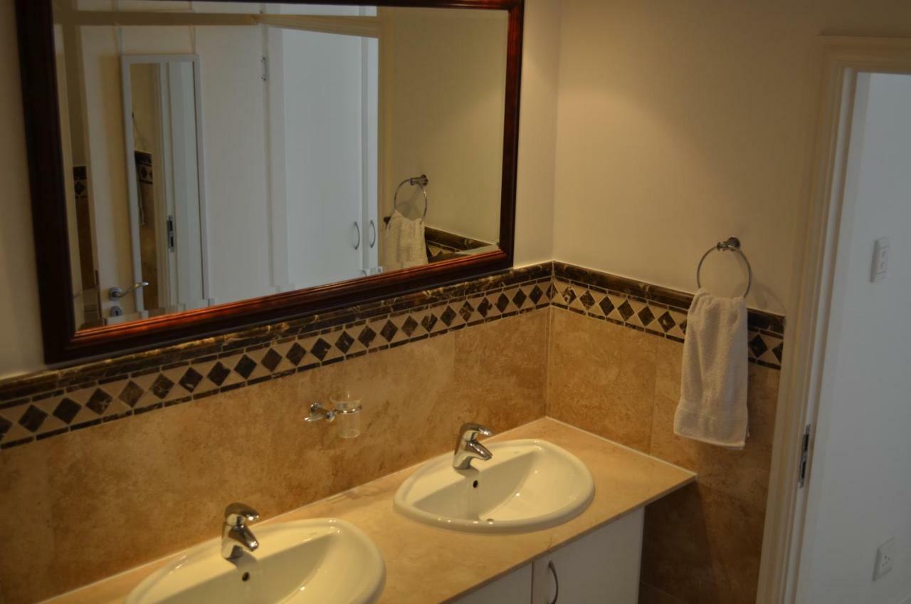 702 Oyster Schelles Apartment Durban Exterior photo